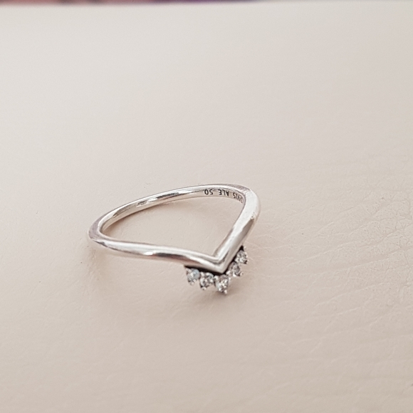Pandora tiara wishbone ring - Picture 3 of 6